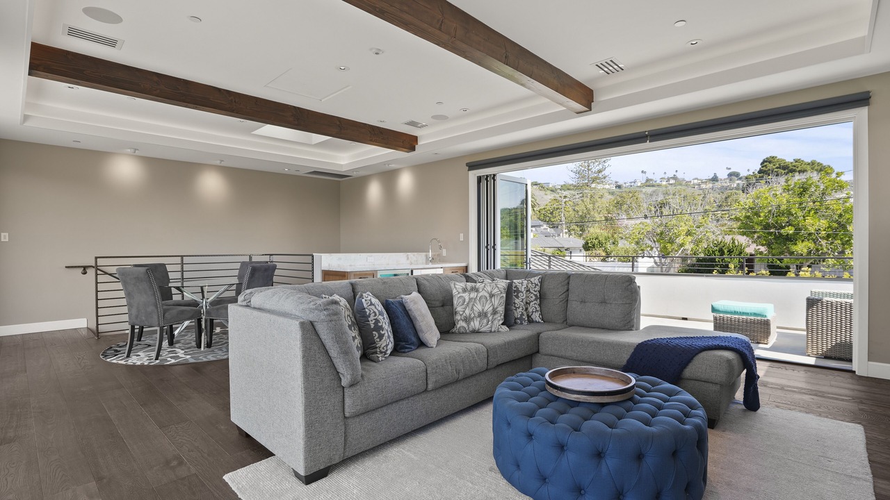 Photo of Livingroom in Upper Hermosa