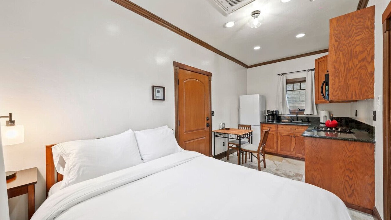 Photo of Bedroom in University City