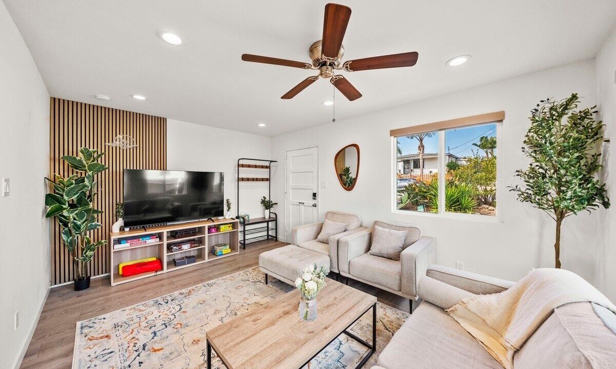 Photo of Livingroom in Linda Vista