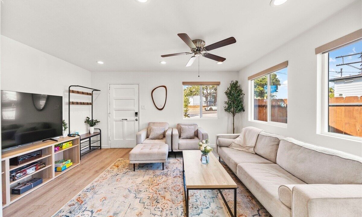 Photo of Livingroom in Linda Vista