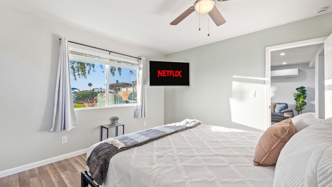 Photo of Bedroom in Bay Park