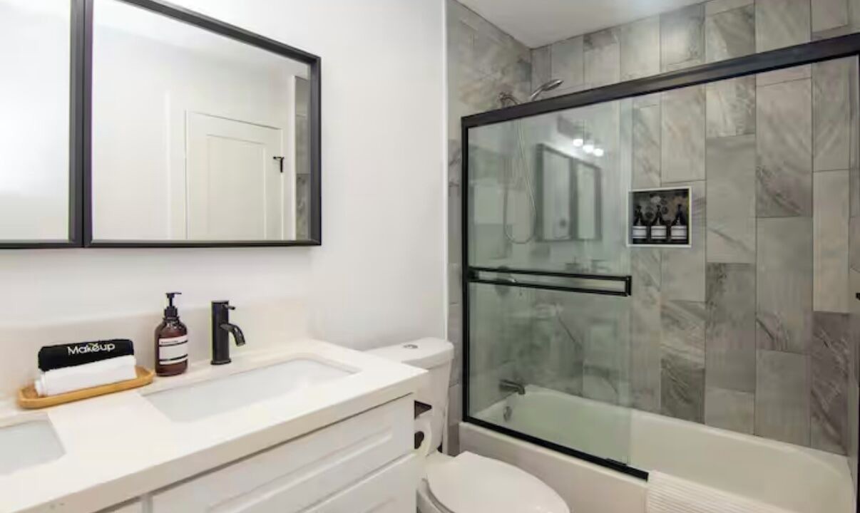 Photo of Bathroom in Mid-City