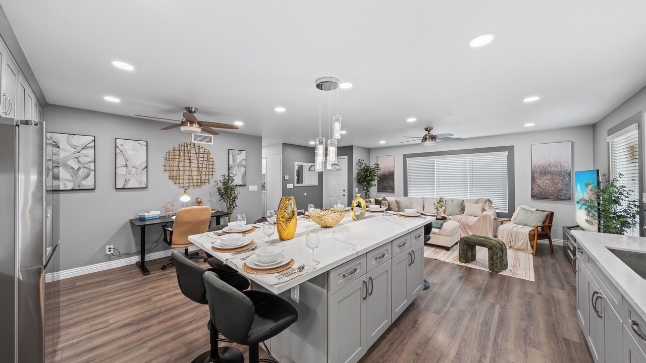 Photo of Bedroom in Mira Mesa