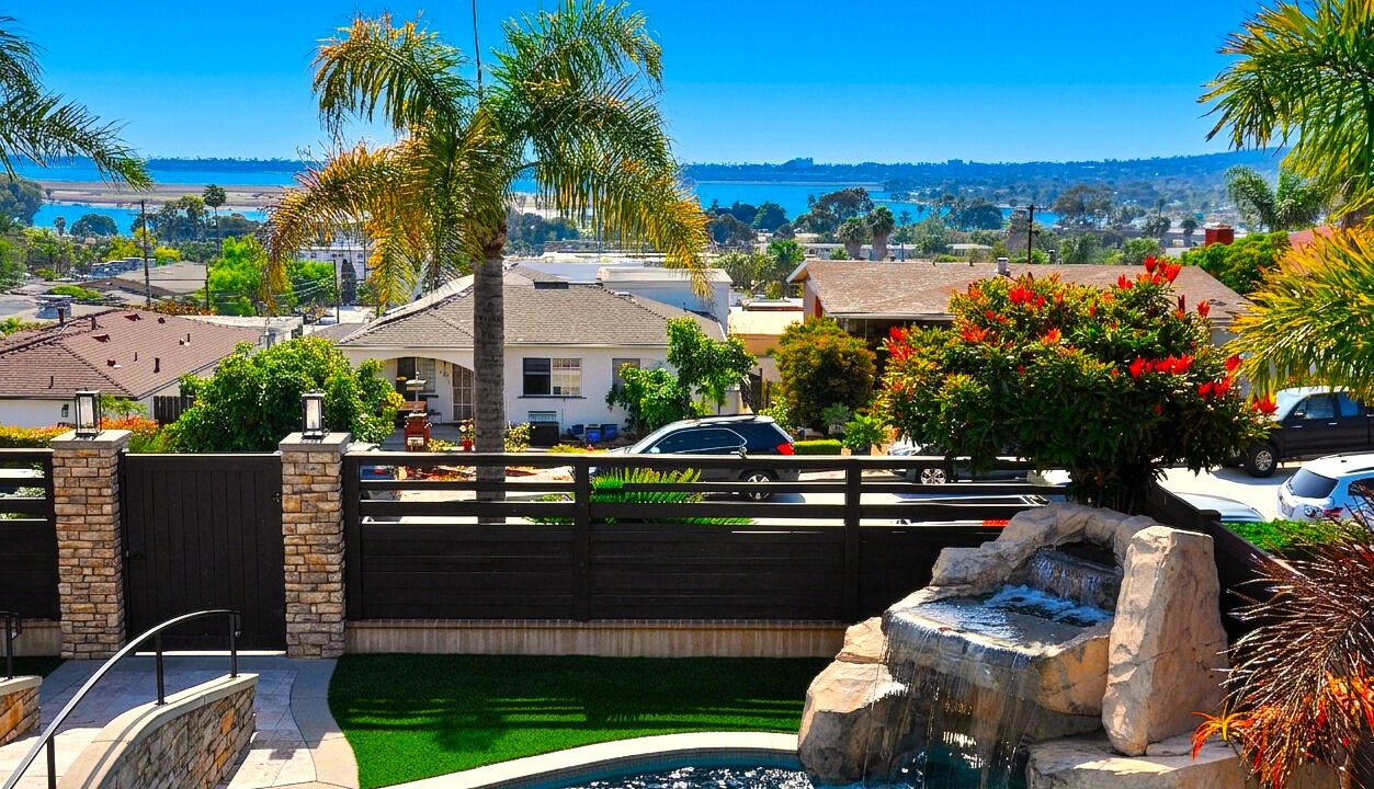 Photo of Outdoor in Bay Park