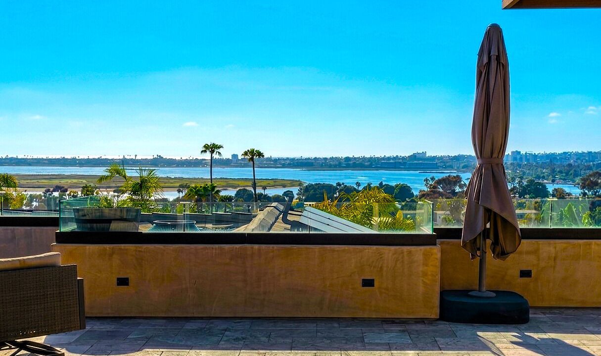 Photo of Patio Balcony in Bay Park