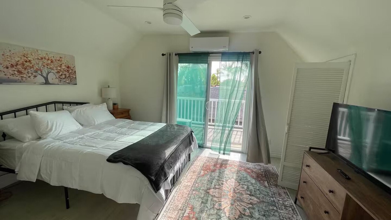 Photo of Bedroom in University Heights