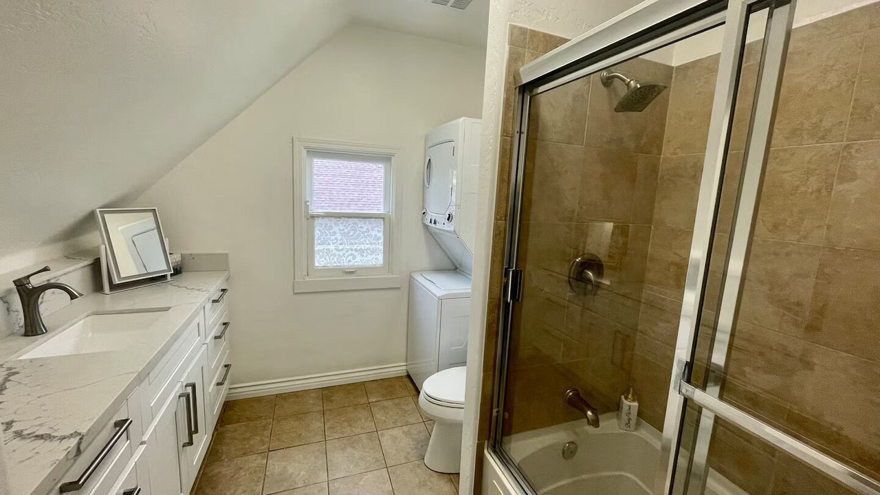 Photo of Bathroom in University Heights