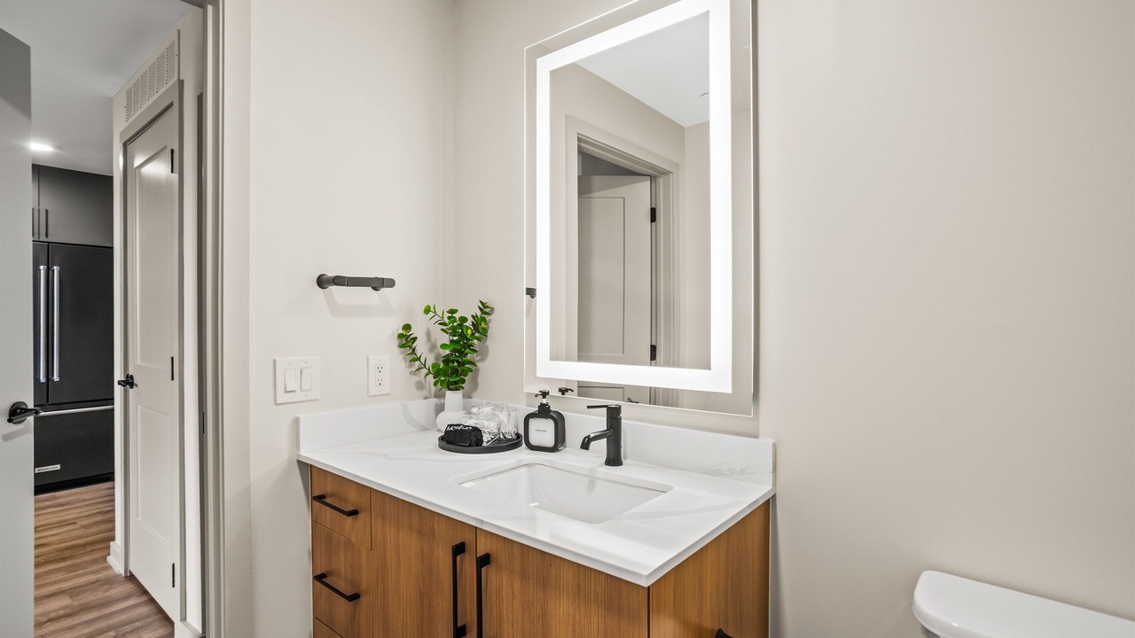 Photo of Bathroom in Peachtree Center
