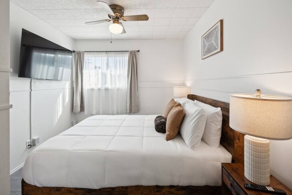 Photo of Bedroom in North Clairemont