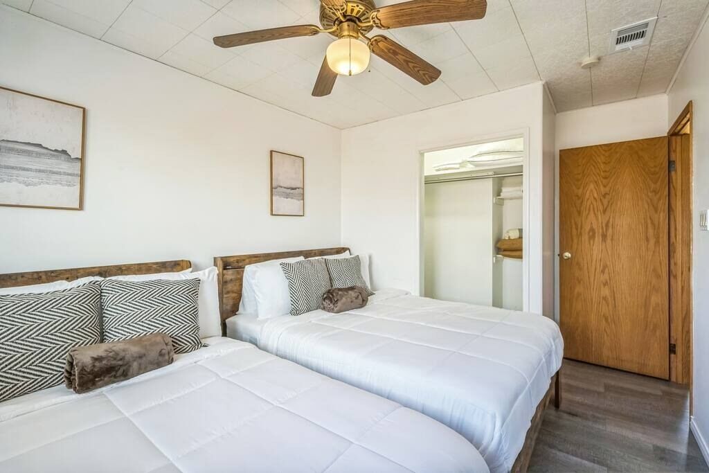 Photo of Bedroom in North Clairemont