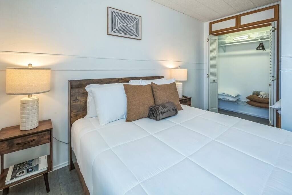Photo of Bedroom in North Clairemont