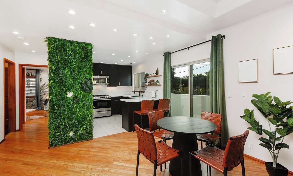 Photo of Patio Balcony in Mission Hills
