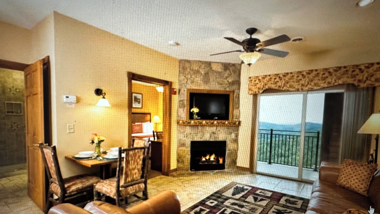 Photo of Livingroom in Gatlinburg