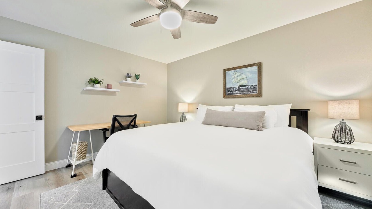 Photo of Bedroom in North Clairemont