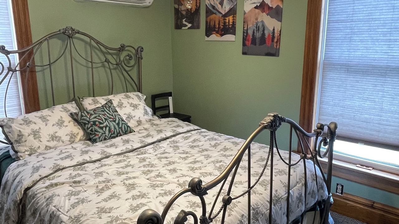 Photo of Bedroom in Rockwood