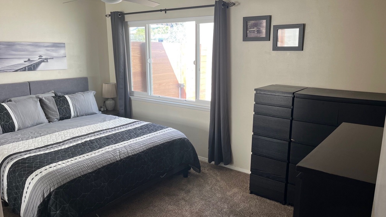 Photo of Bedroom in Clairemont