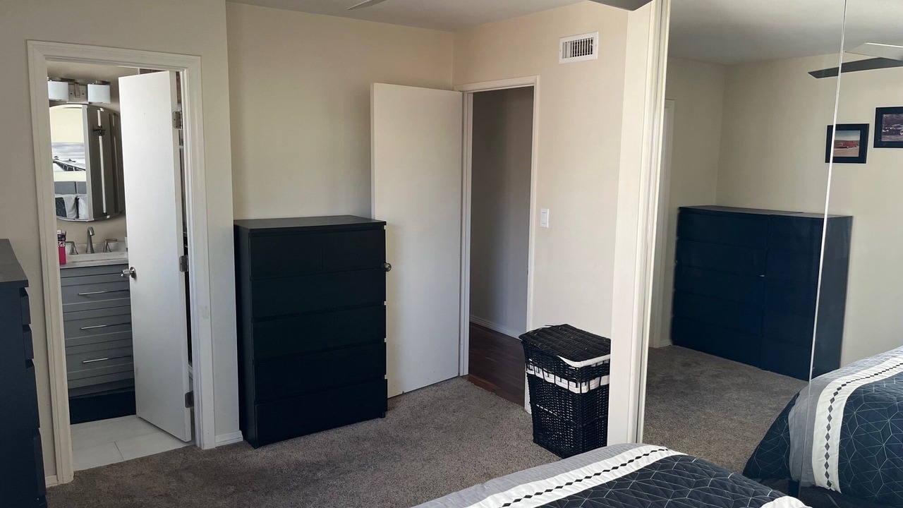 Photo of Bedroom in Clairemont