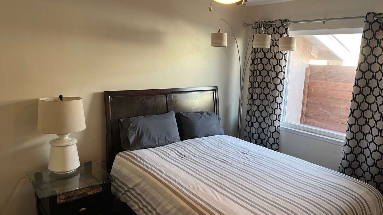 Photo of Bedroom in Clairemont