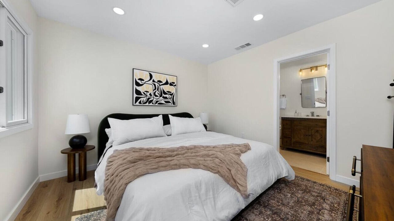 Photo of Bedroom in Mission Hills