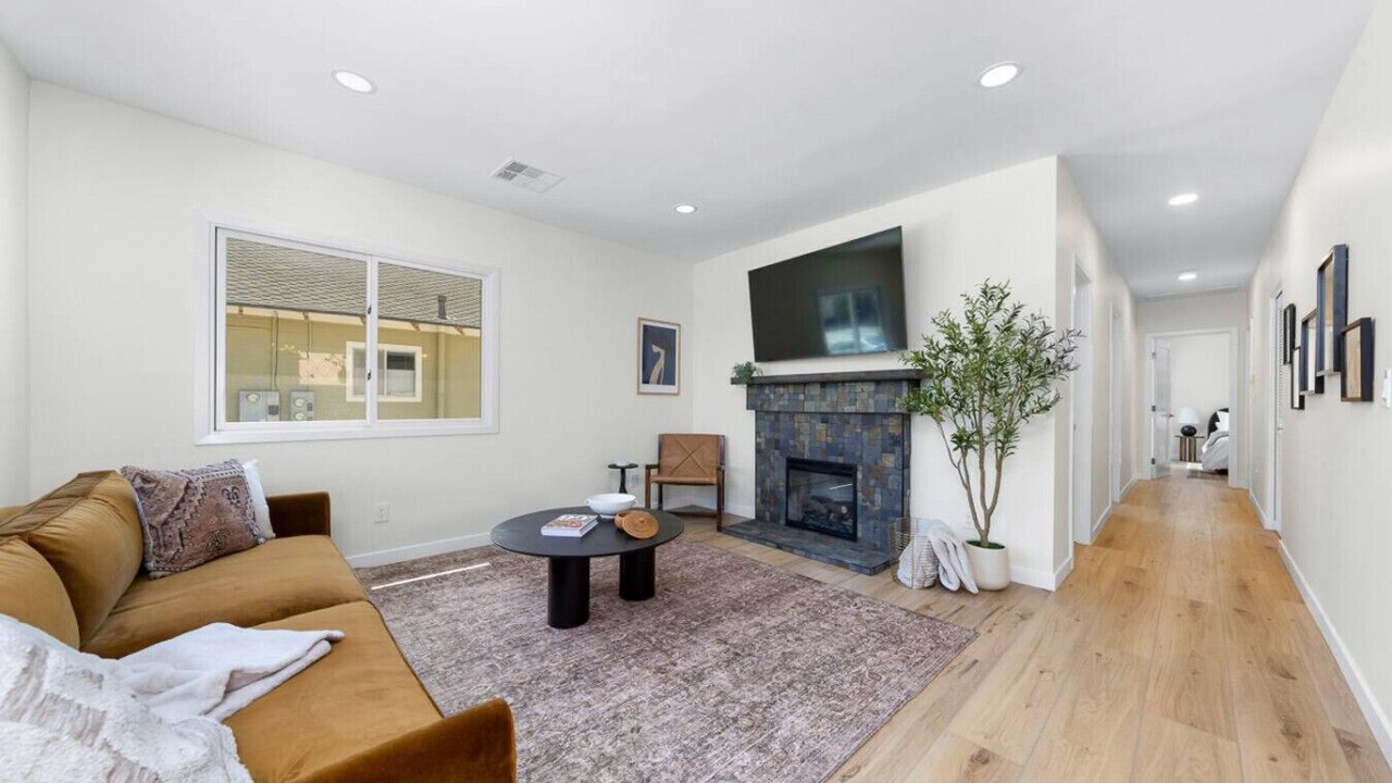 Photo of Livingroom in Mission Hills