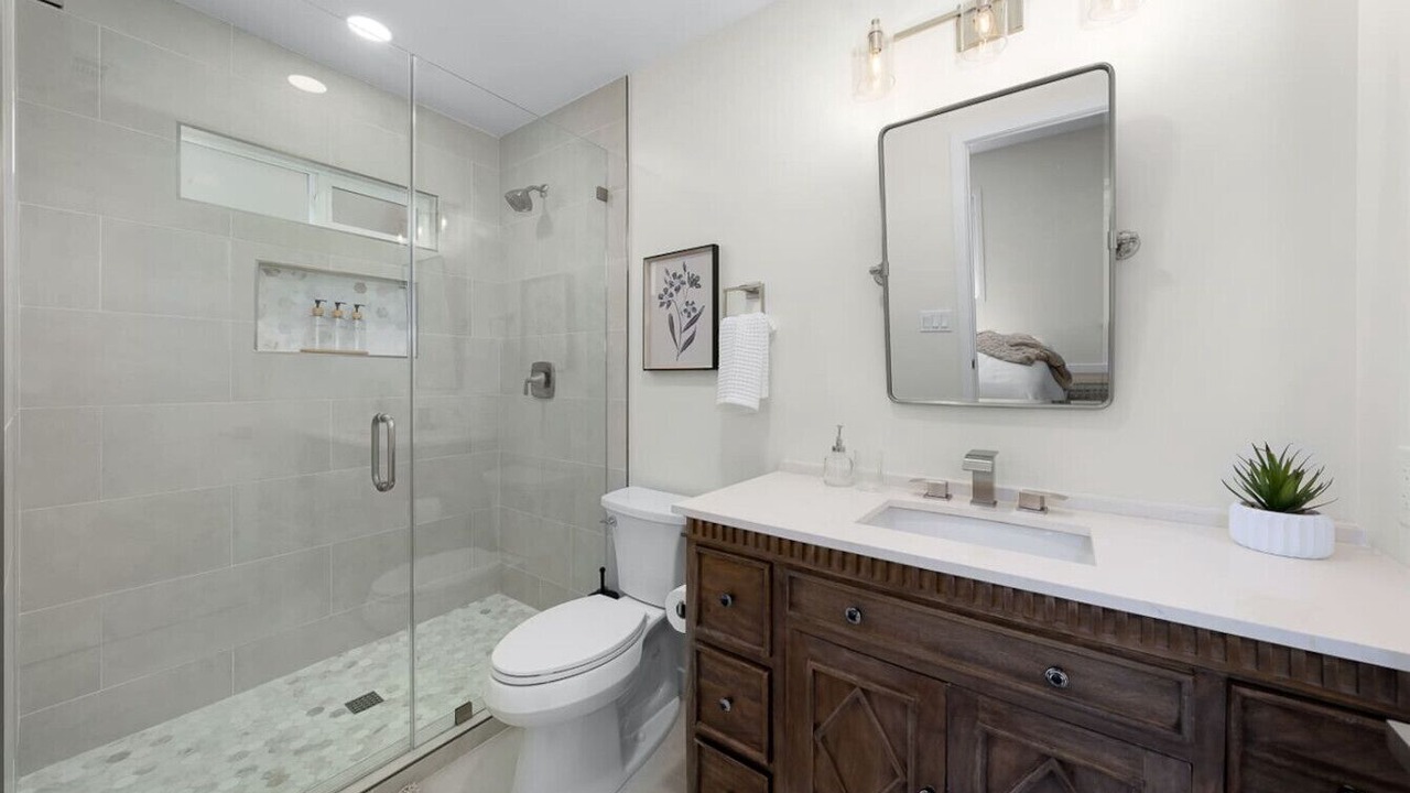 Photo of Bathroom in Mission Hills
