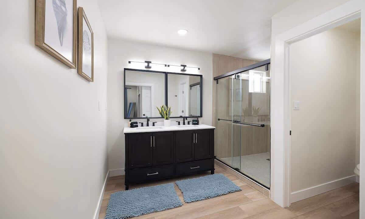 Photo of Bathroom in North Clairemont