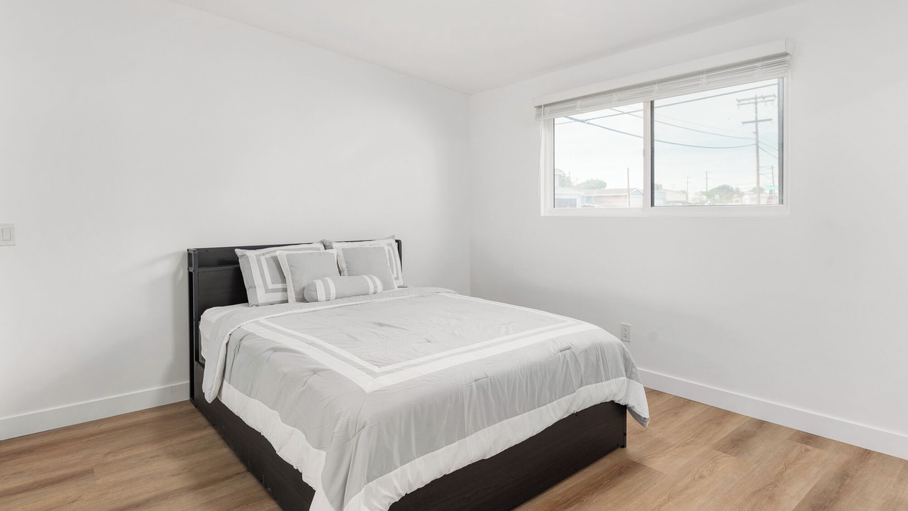 Photo of Bedroom in North Clairemont
