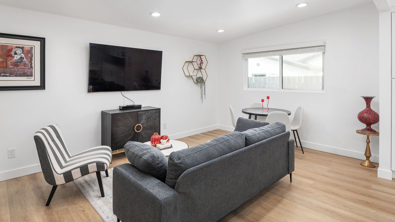 Photo of Livingroom in North Clairemont