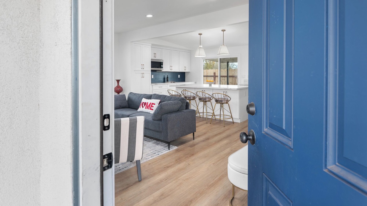 Photo of Livingroom in North Clairemont