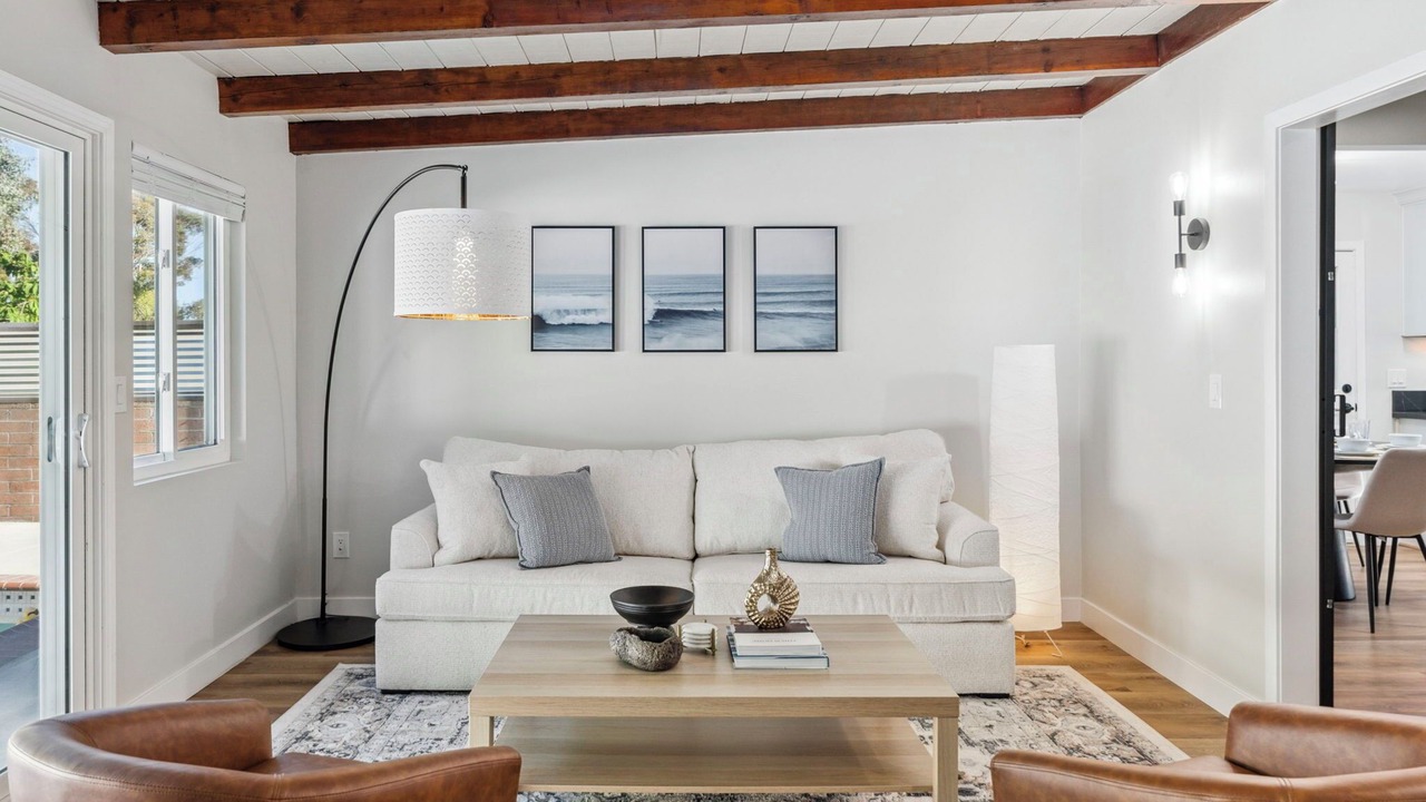 Photo of Livingroom in Linda Vista
