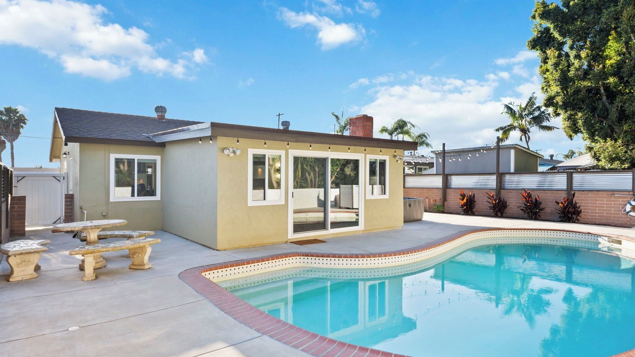 Photo of Outdoor in Linda Vista