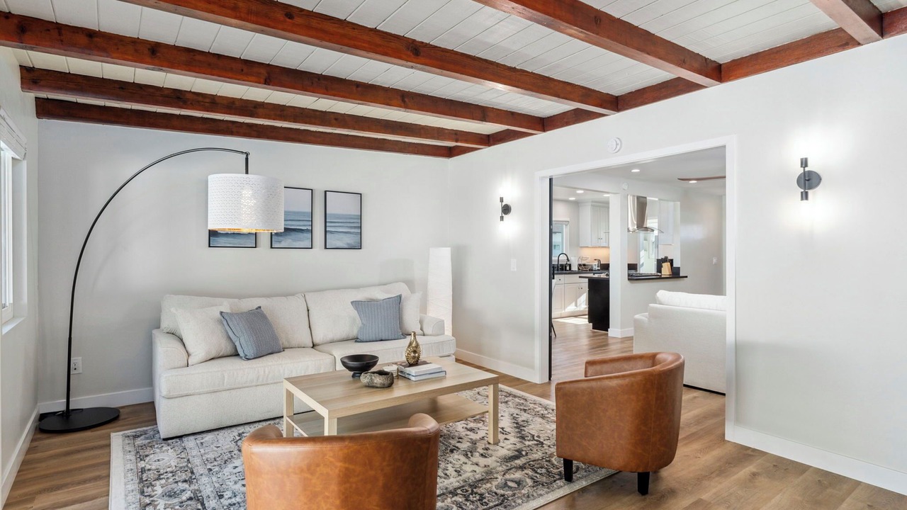 Photo of Livingroom in Linda Vista