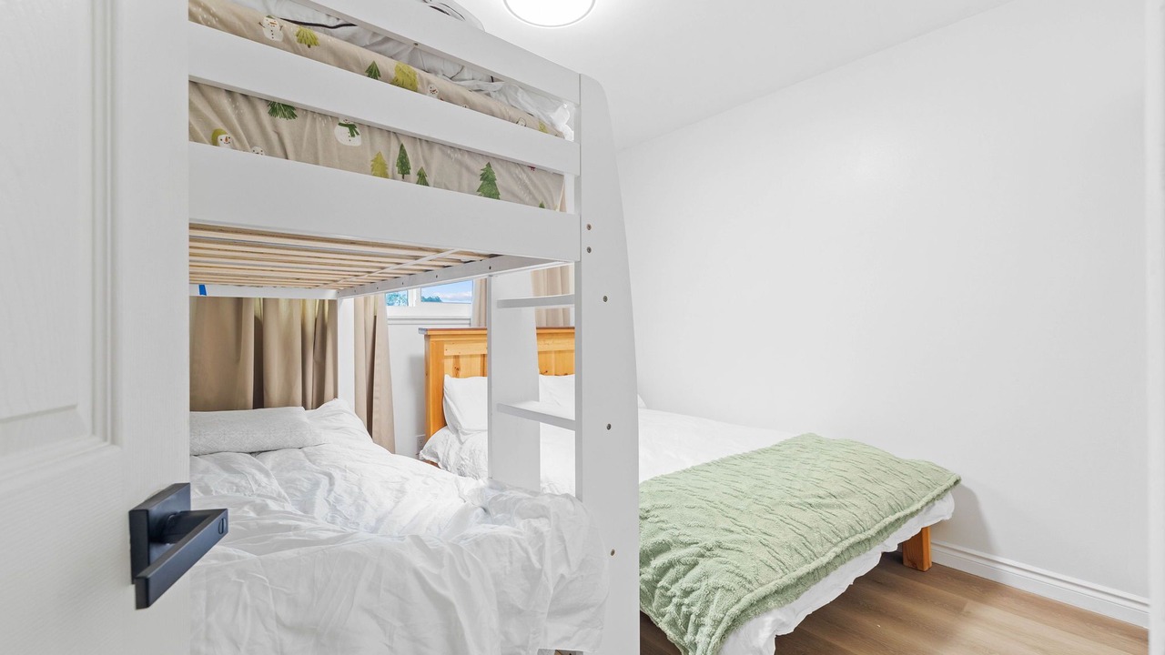 Photo of Bedroom in University City