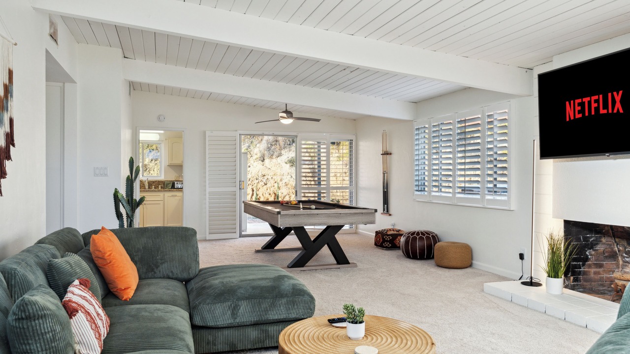 Photo of Livingroom in La Jolla Heights