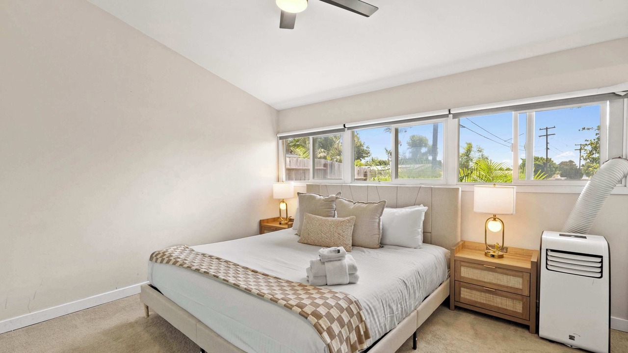 Photo of Bedroom in Serra Mesa