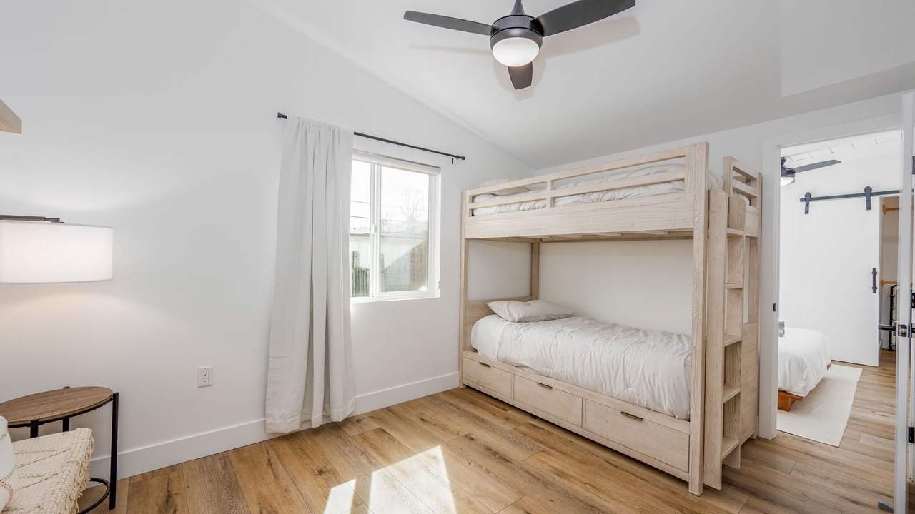 Photo of Bedroom in Serra Mesa