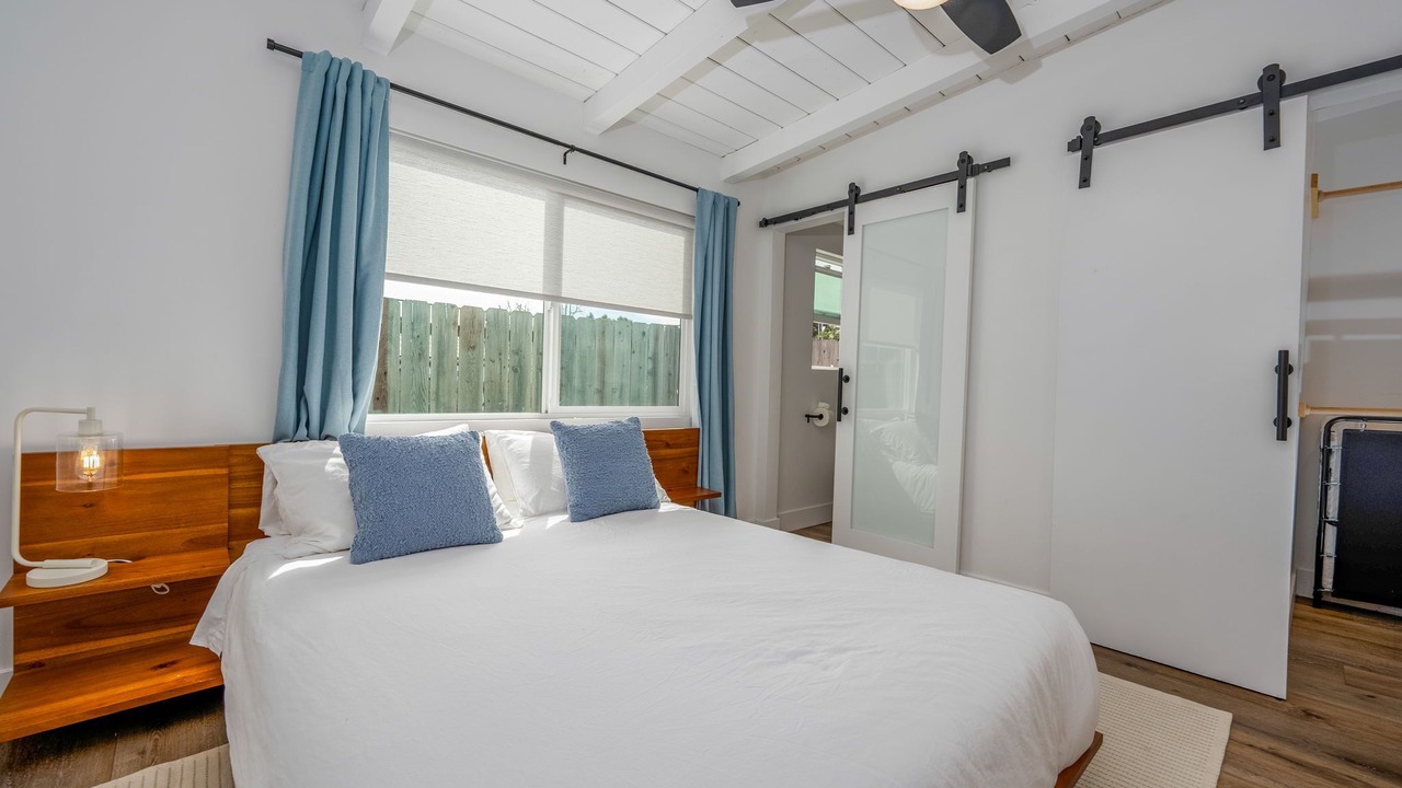 Photo of Bedroom in Serra Mesa