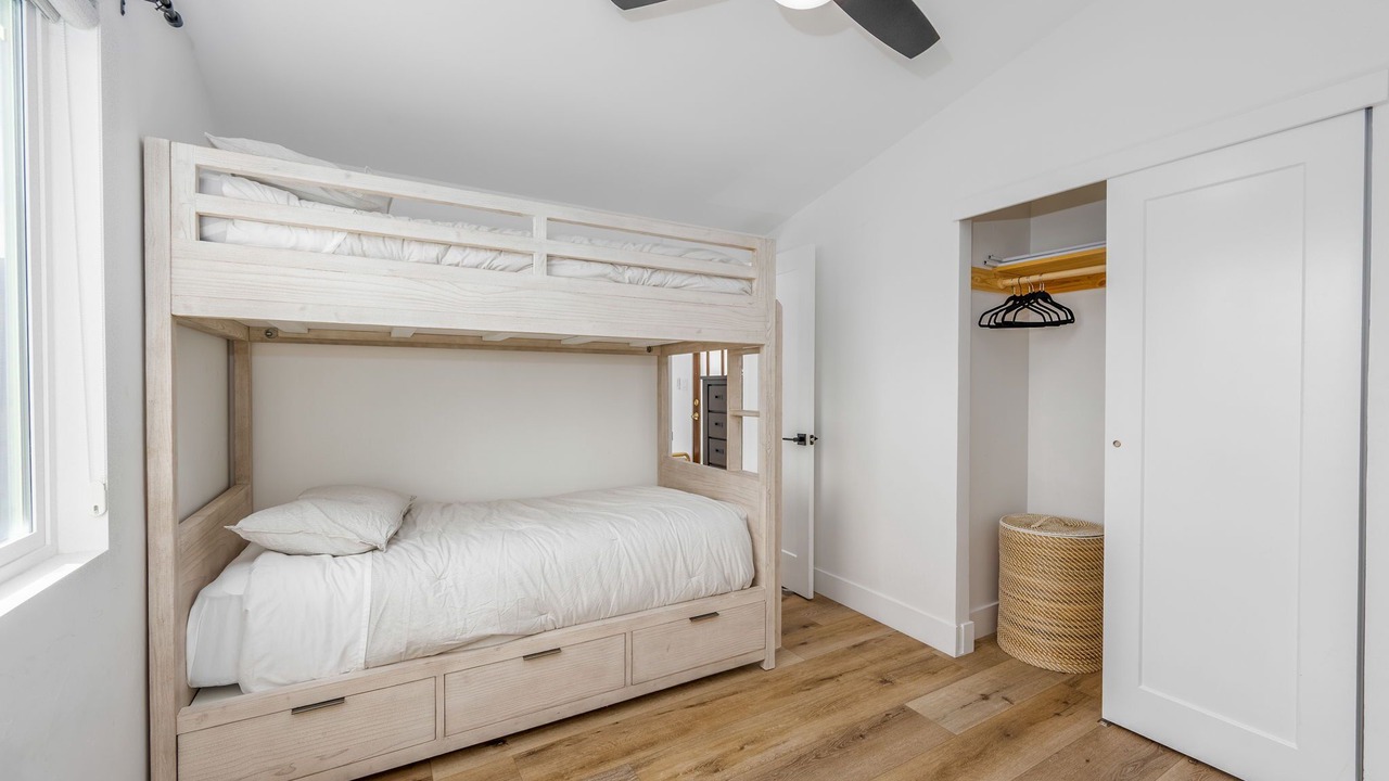 Photo of Bedroom in Serra Mesa