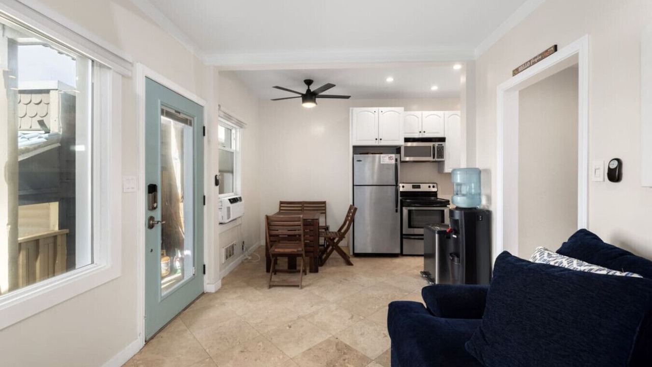 Photo of Livingroom in Mission Beach