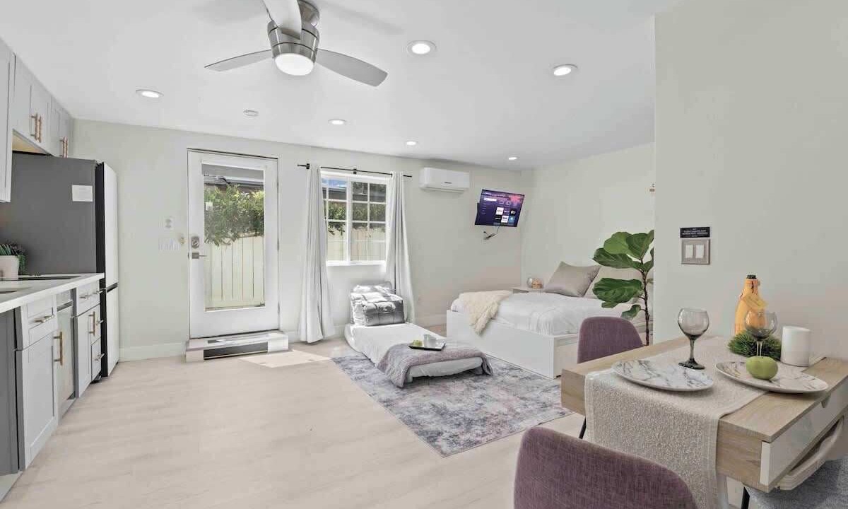 Photo of Bedroom in North Clairemont