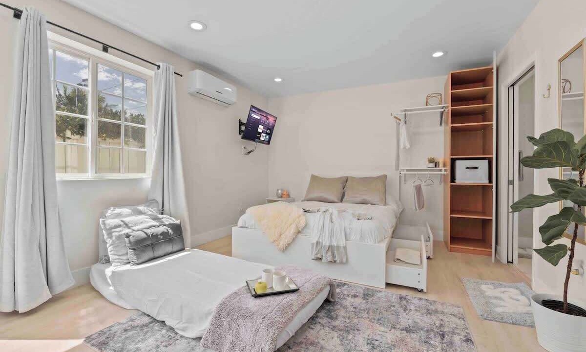 Photo of Bedroom in North Clairemont