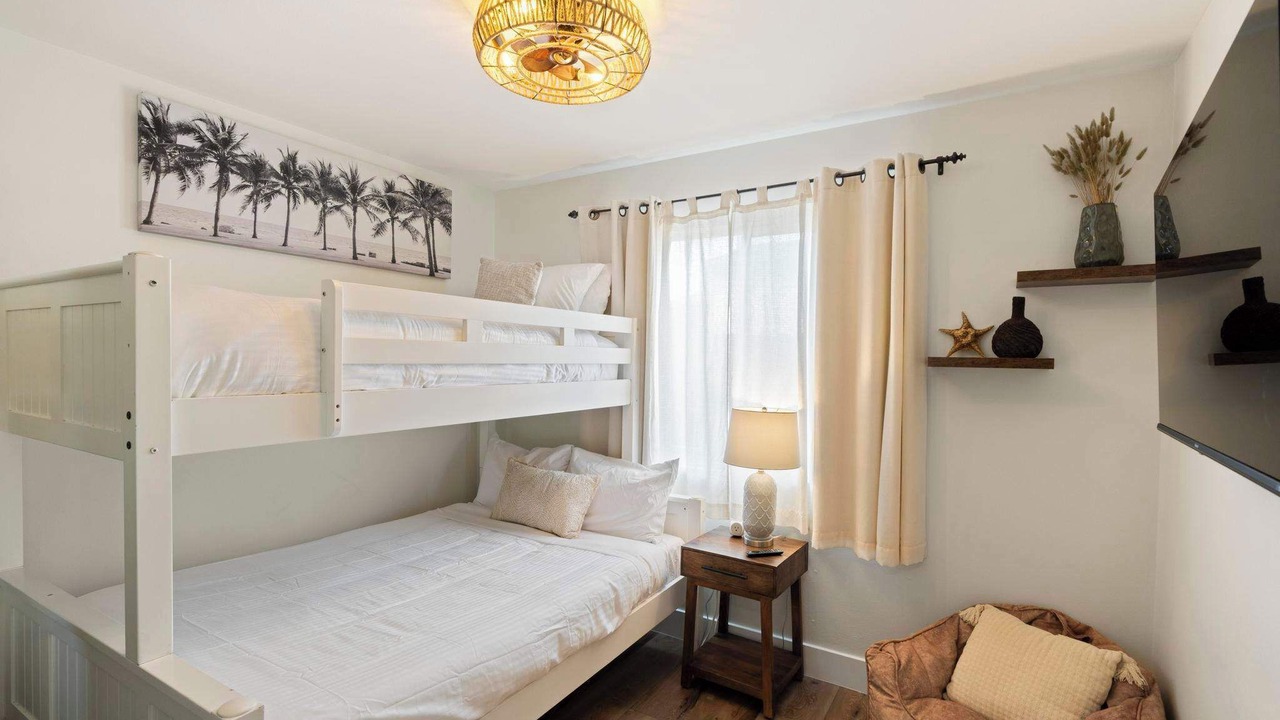 Photo of Bedroom in North Clairemont