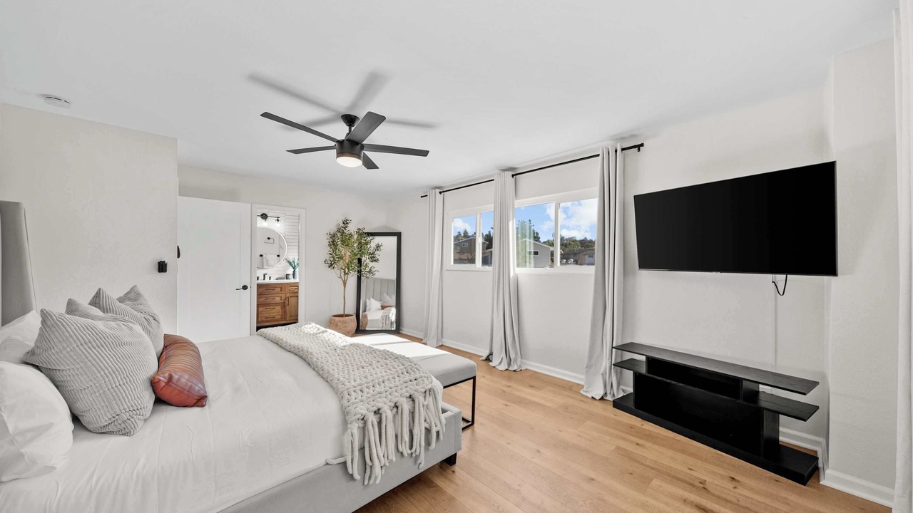 Photo of Bedroom in Allied Gardens