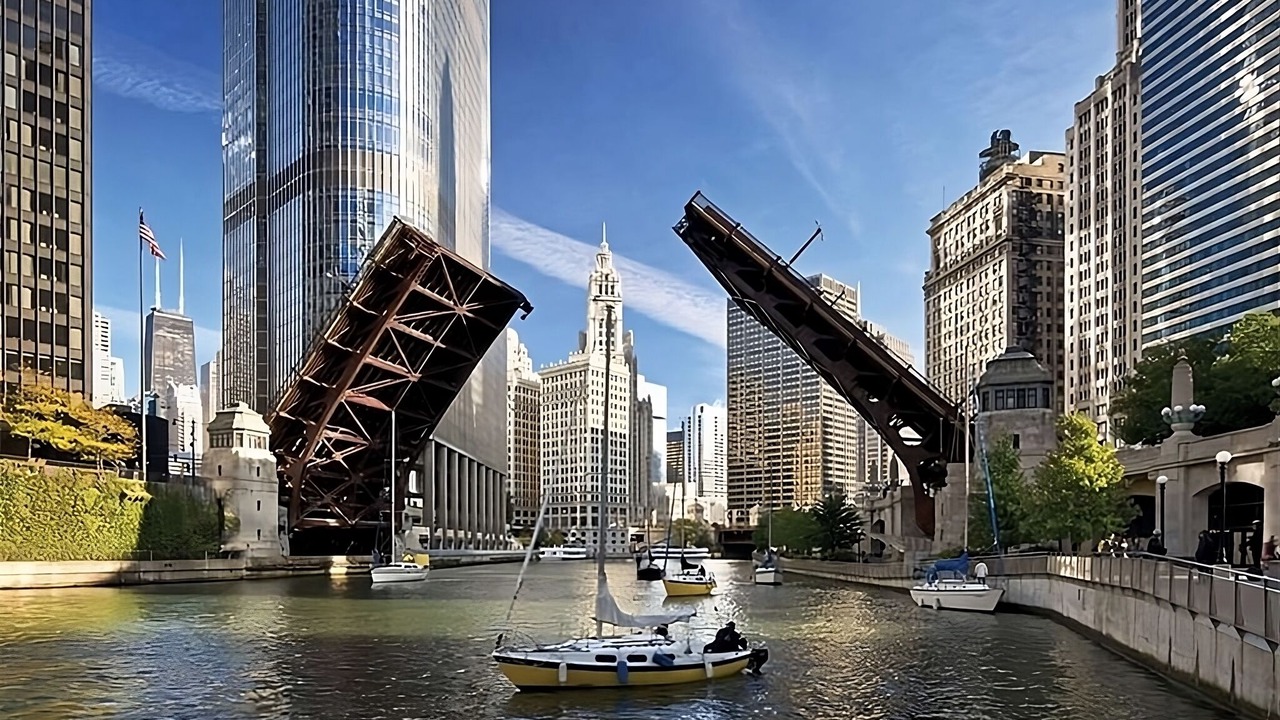 Photo of Outdoor in Downtown Chicago