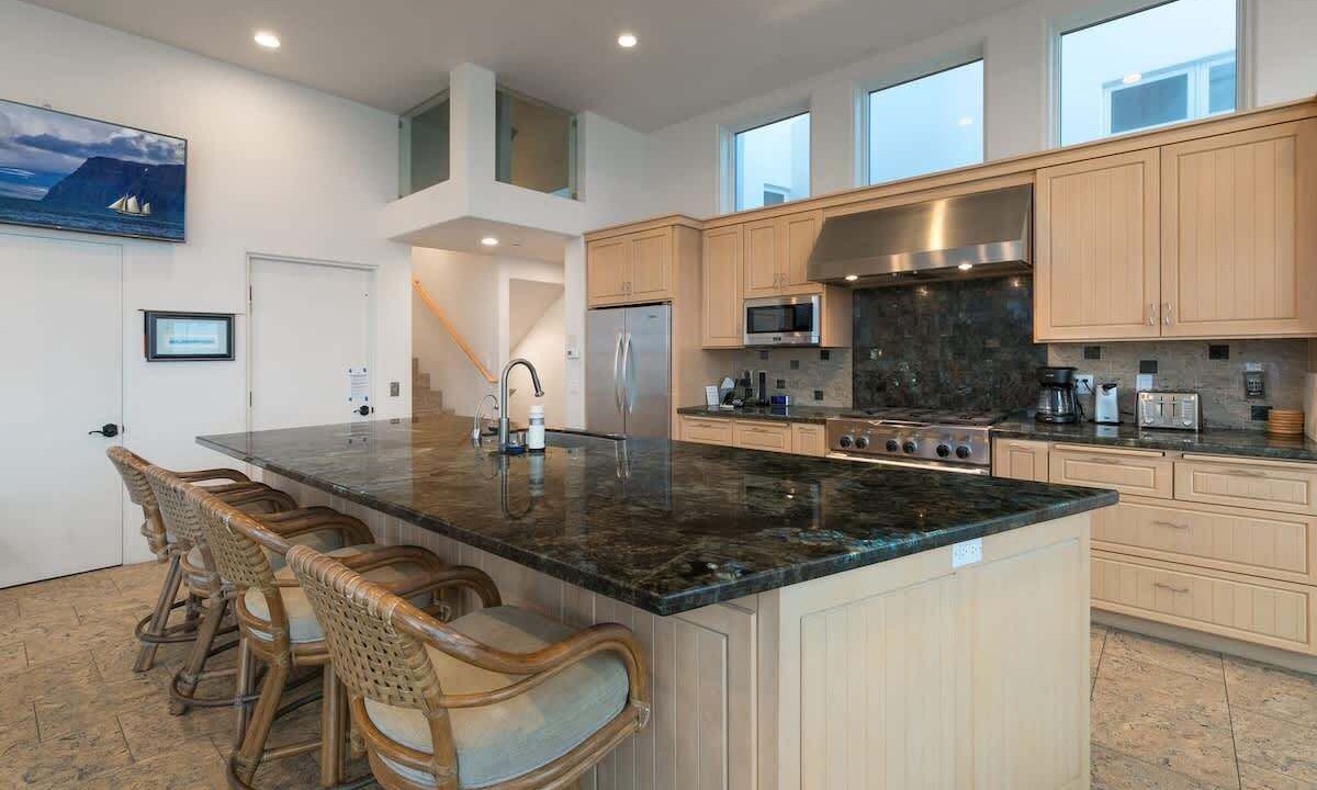 Photo of Kitchen in Beach Barber Tract