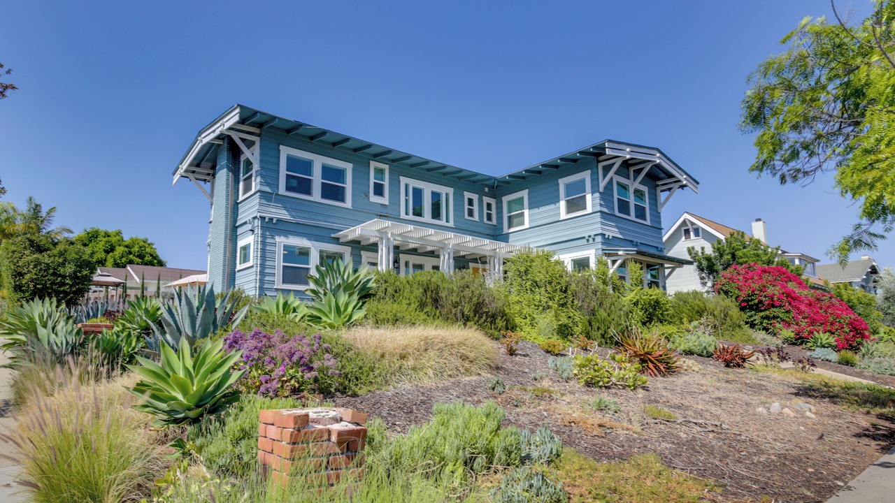 Photo of Outdoor in Golden Hill