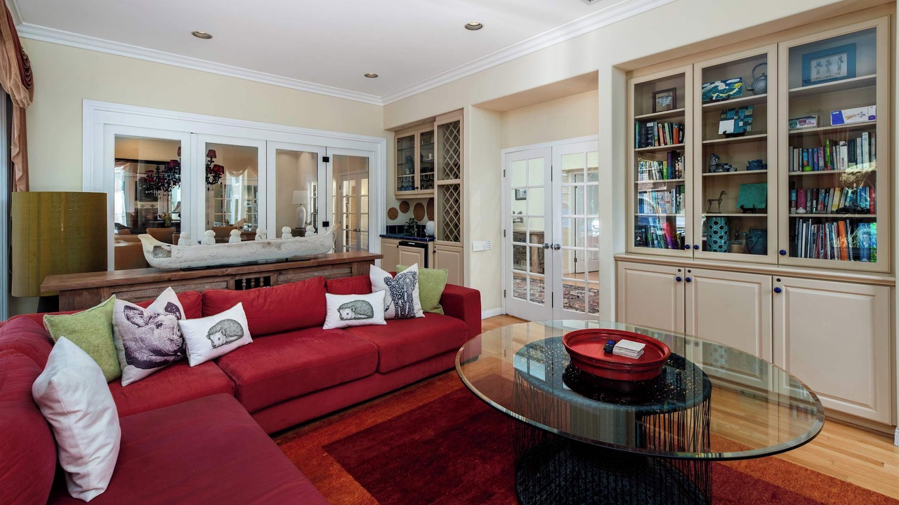Photo of Livingroom in La Jolla Shores