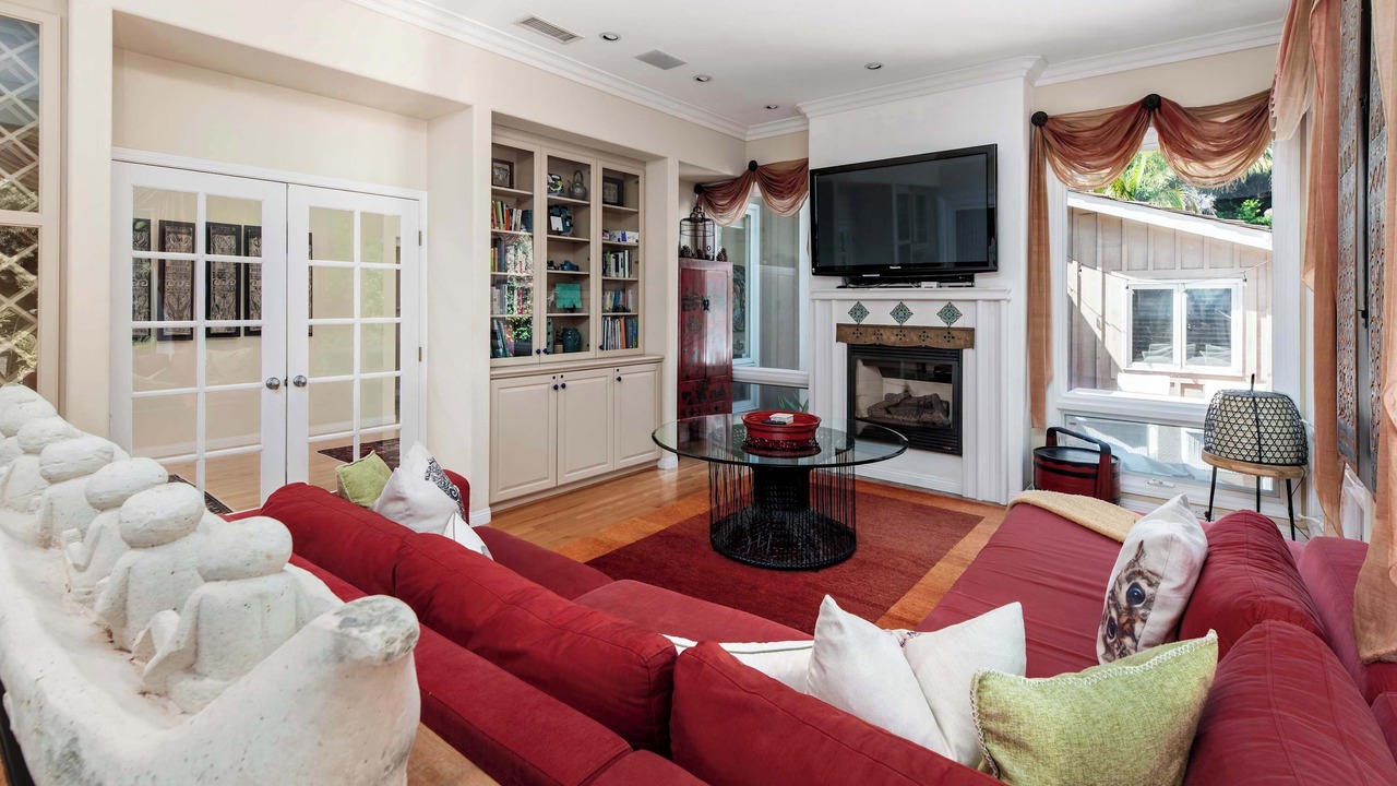 Photo of Livingroom in La Jolla Shores