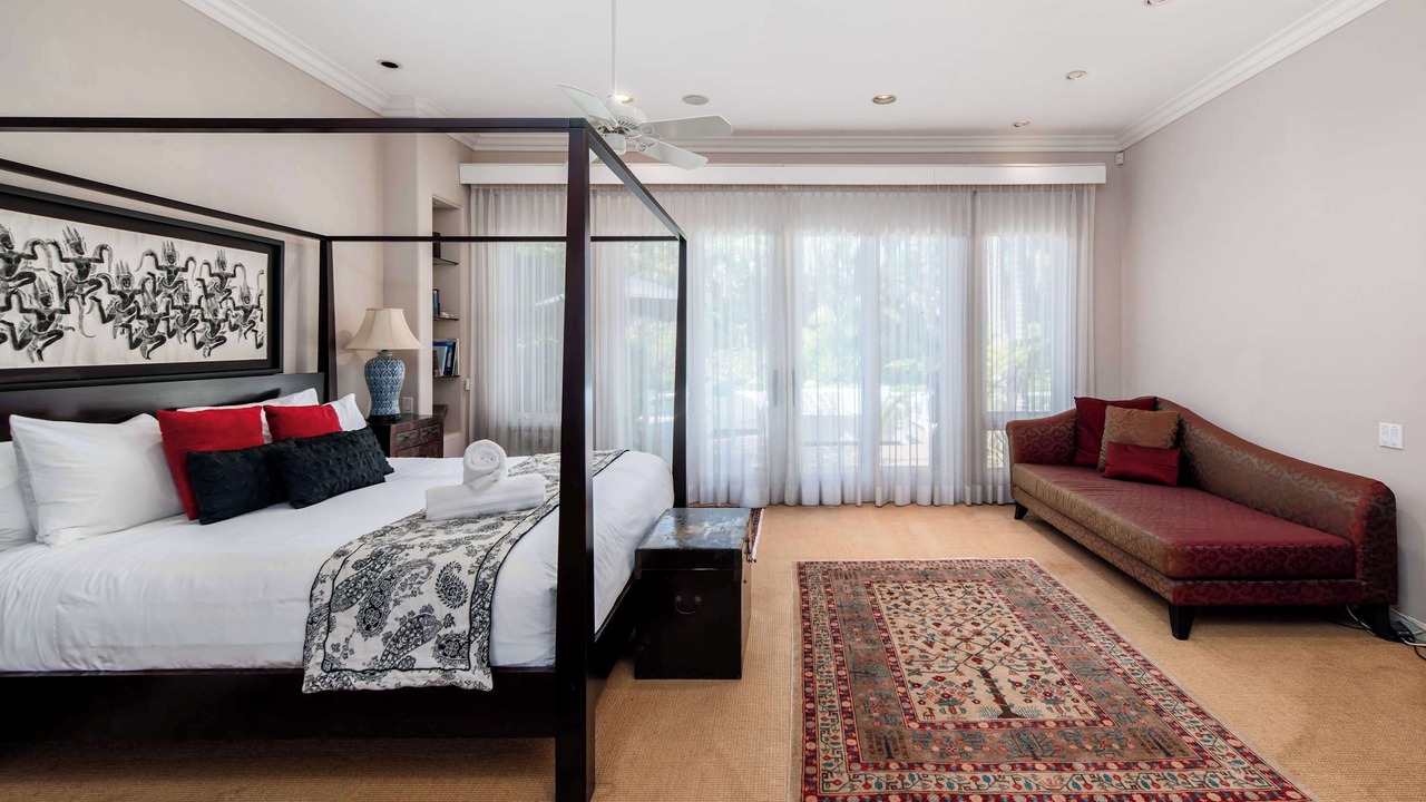 Photo of Bedroom in La Jolla Shores