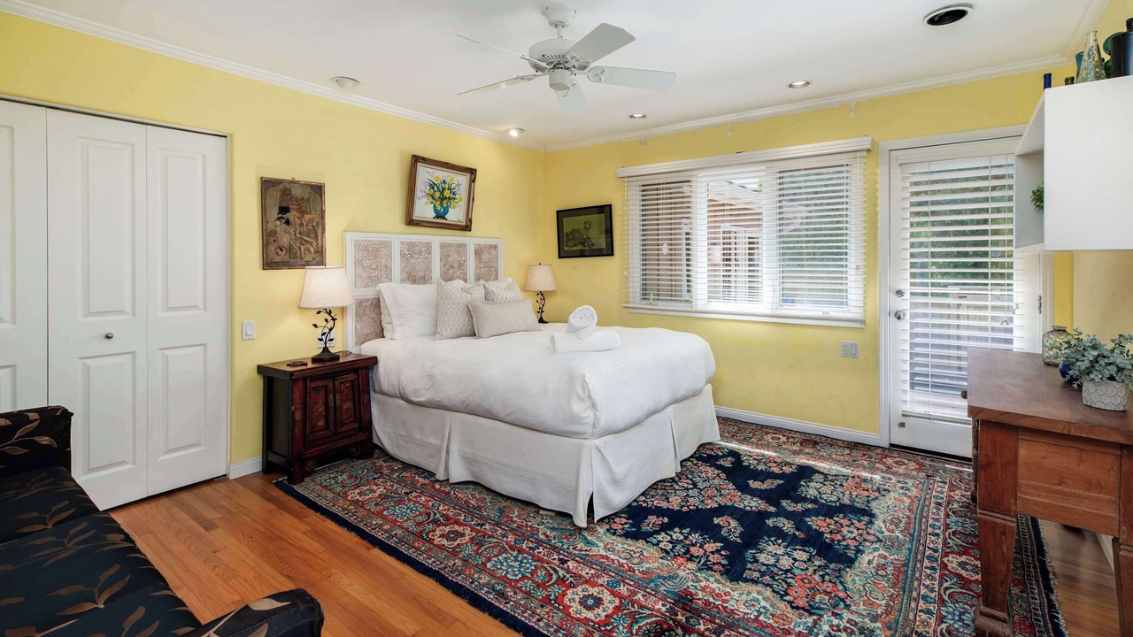 Photo of Bedroom in La Jolla Shores